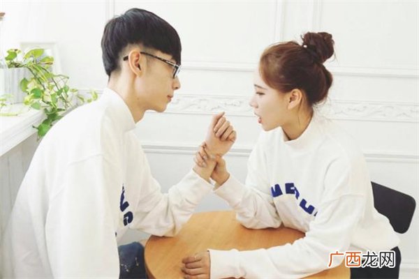 老公对前任愧疚说明什么老公对前任愧疚是忘不掉吗