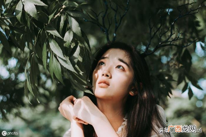 当一个男人失去一个深爱的女人时 男人失去真爱他的女人