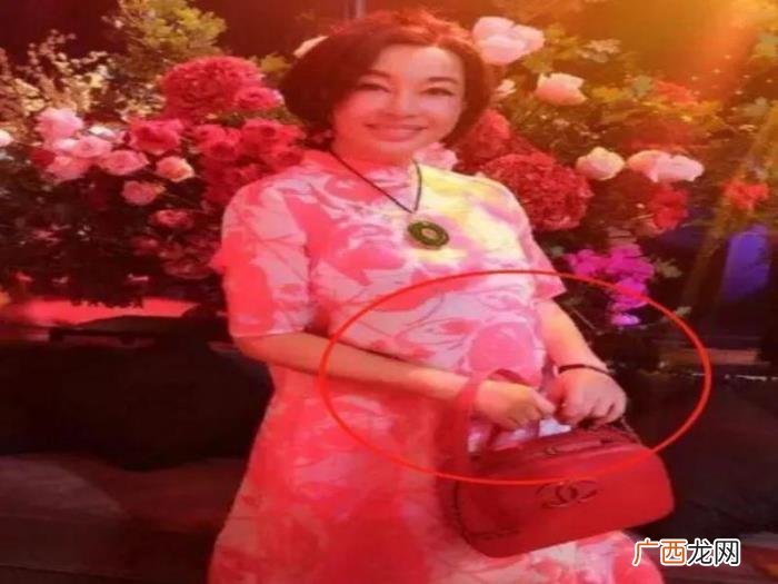 现在的刘晓庆怀孕了是真的假的 刘晓庆怀孕