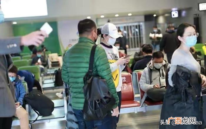 李小冉把大6岁老公熬成爹 李小冉老公徐佳宁多大