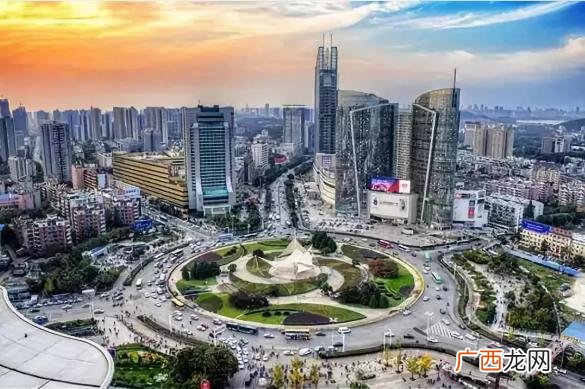 武汉光谷广场有什么好玩的,创业街属于哪个区