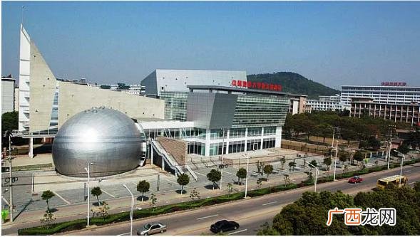 武汉光谷广场有什么好玩的,创业街属于哪个区