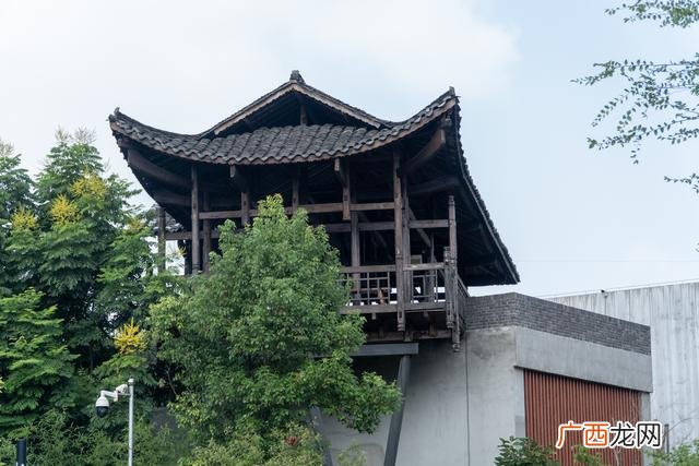 荆州创业学校宿舍图片,荆州创业职业中等专业学校