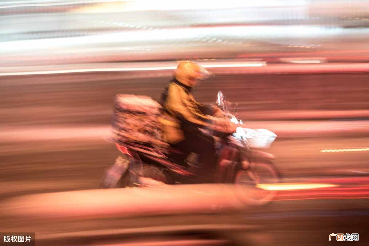 美团外卖怎么赚钱的？一个送外卖的如何赚钱