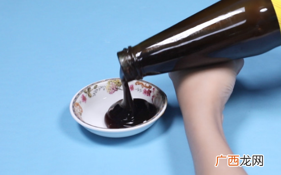 没开封蚝油里面有小泡泡正常吗