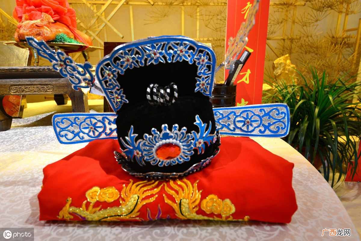 升学宴贺词？孩子考上大学的升学宴祝贺词