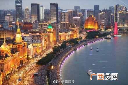 分享上海外滩夜景介绍 晚上上海外滩好玩吗