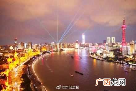 分享上海外滩夜景介绍 晚上上海外滩好玩吗