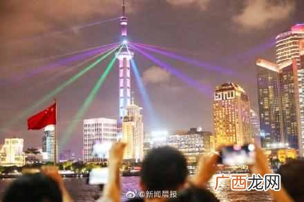 分享上海外滩夜景介绍 晚上上海外滩好玩吗