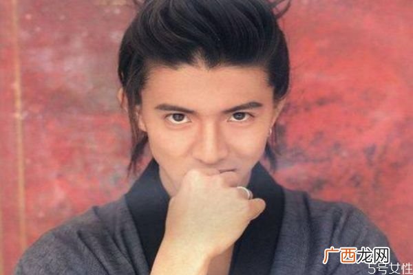 女生觉得什么男生帅女生认为男生什么时候最帅