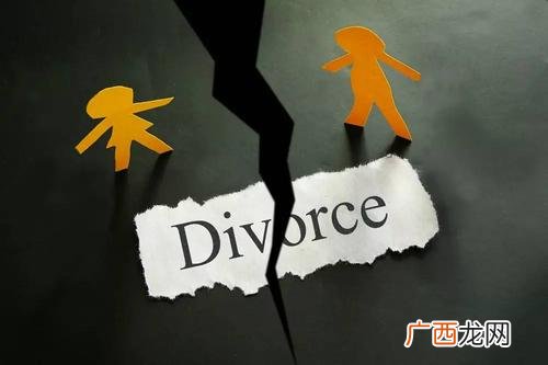 老公出轨他想离婚怎么办老公出轨财产怎么分配