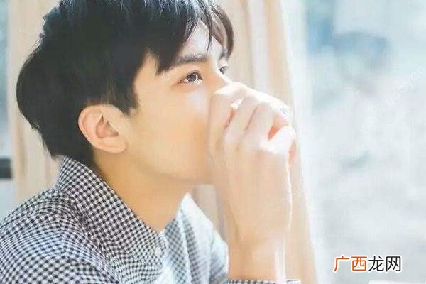 为什么有的男生长期不发朋友圈男生突然删朋友圈的原因