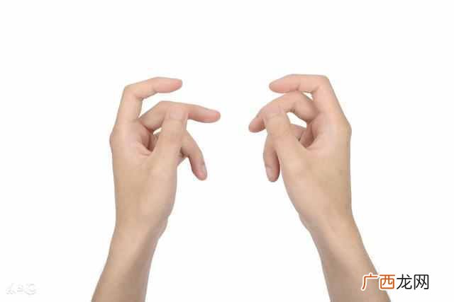 晚上手发麻是怎么回事？别忽略了身体给你的信