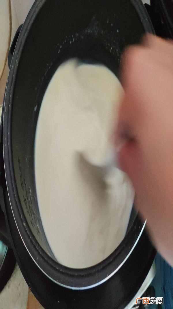 酸奶机怎么做酸奶？在家没有酸奶机做酸奶的方