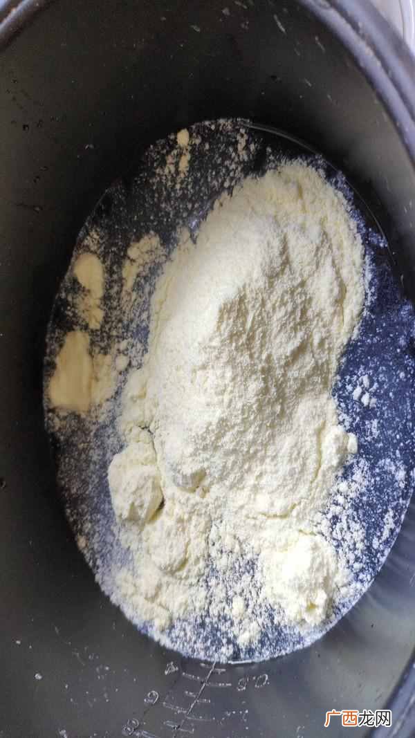 酸奶机怎么做酸奶？在家没有酸奶机做酸奶的方