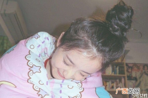 男朋友和前女友有联系是什么心理怎么处理前女友的关系