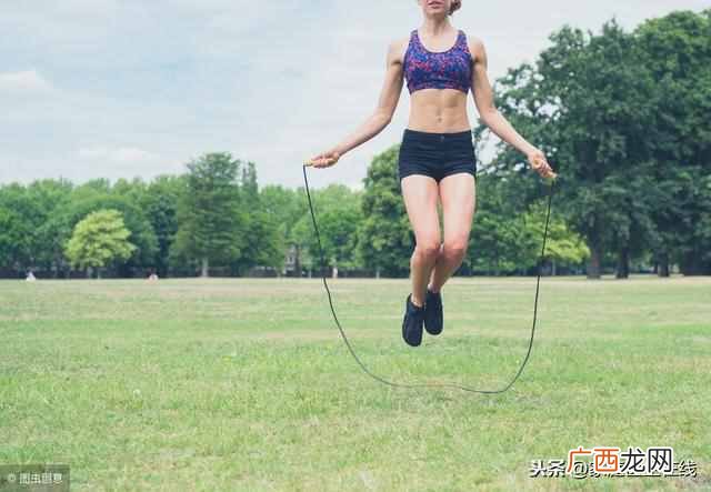 怎么减肥效果最好？跳绳坚持三个月，瘦10斤太简
