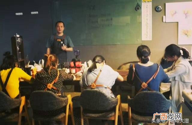 咖啡图书馆创业计划书,咖啡图书馆创业理念