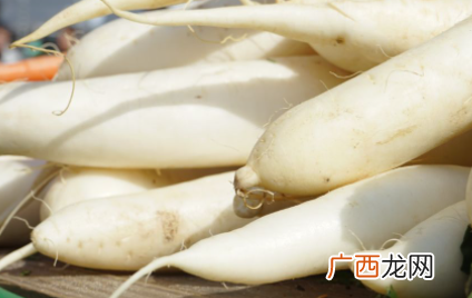 萝卜放黑了还能吃吗_萝卜发黑是不是里面有毒素