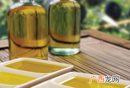 橄榄油味道怎么样_橄榄油能生吃调菜吗