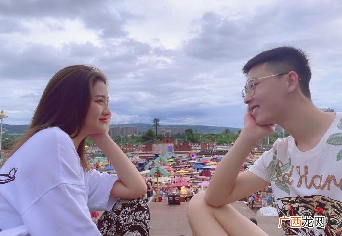 结婚三周年礼物，网红夫妇庆祝结婚三周年