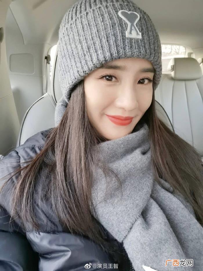 王智晒3岁女儿生日照 王智结婚了么