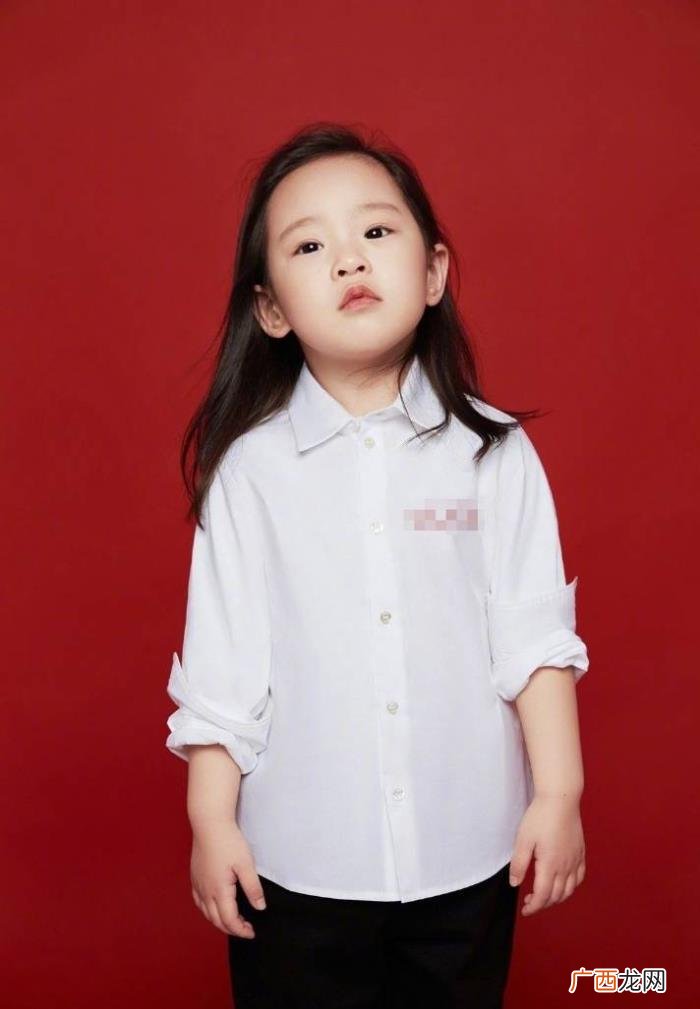 王智晒3岁女儿生日照 王智结婚了么