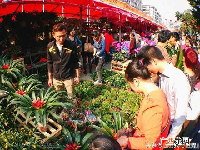 摆地摊卖什么最赚钱而且很受欢迎？过年期间卖