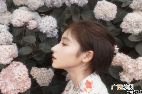 刚开始谈恋爱聊什么刚恋爱的情侣应该干啥