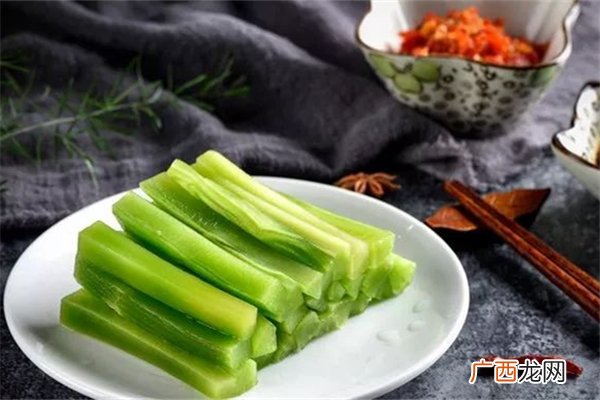莴笋变黄了能吃吗_莴笋变红了怎么回事