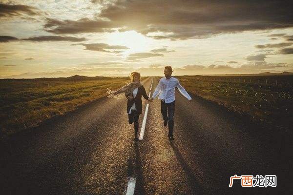 如何判断一个男人值不值的爱如何判断一个男人值不值得付出真心