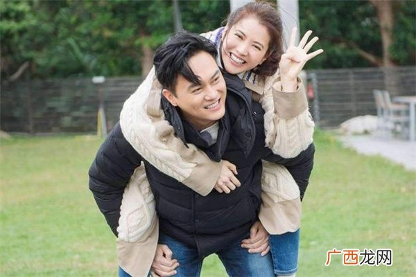 异地夫妻每天都需要聊天吗异地夫妻每天都聊些什么