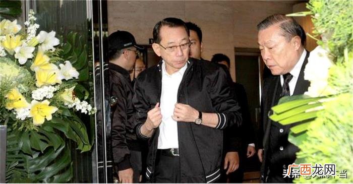 矛头直指英皇老板杨受成 英皇老板杨受成