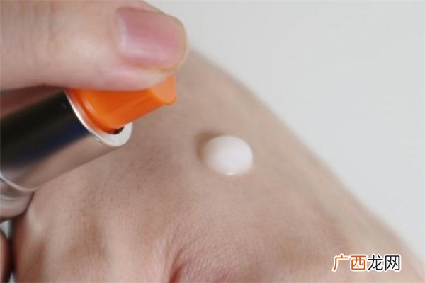 珀莱雅双抗小夜灯眼霜好用吗