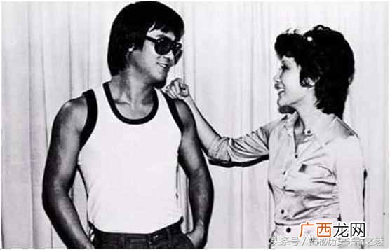 叶问徒弟李小龙怎么死的（李小龙训练到死亡整