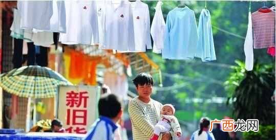 服装货源批发厂家在哪里？这个货源批发价格全