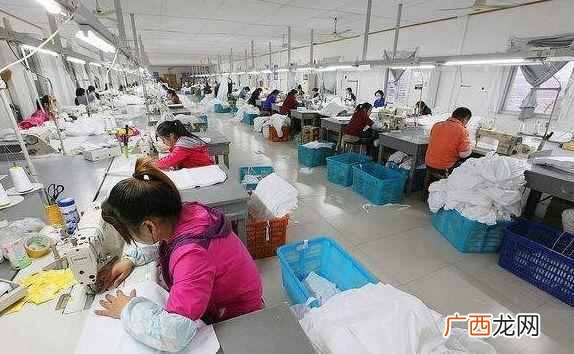 服装货源批发厂家在哪里？这个货源批发价格全