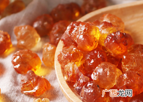 女性吃桃胶的食疗方法 女人怎么吃桃胶好