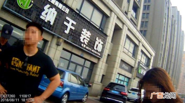 挽回前女友送花被拒收，男子送前女友8万元礼物求复合