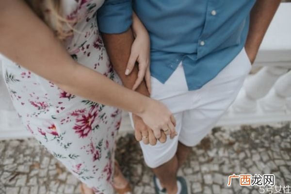 老公出轨觉得脏怎么办老公出轨还会亲热老婆吗