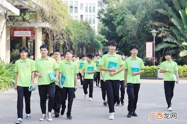 进入技校一辈子就毁了 16岁女孩能学什么