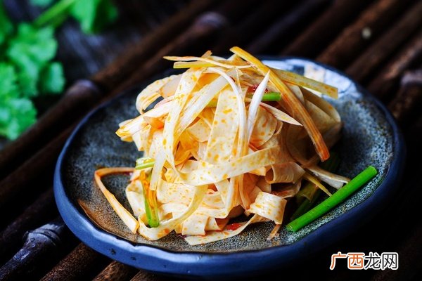 凉拌油豆皮的做法 油豆皮怎么挑选