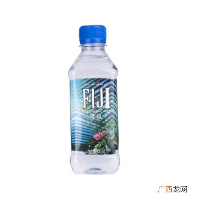 十几块钱一瓶进口矿泉水 fiji矿泉水多少钱一瓶
