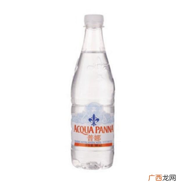 十几块钱一瓶进口矿泉水 fiji矿泉水多少钱一瓶