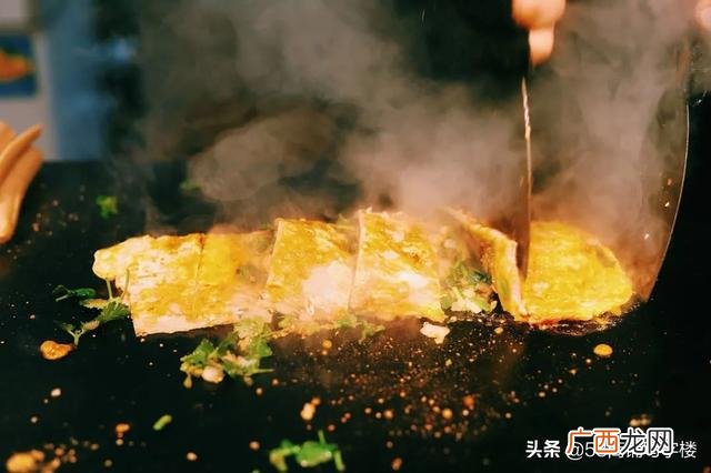 适合广场地摊的小生意 18种最赚钱的地摊生意