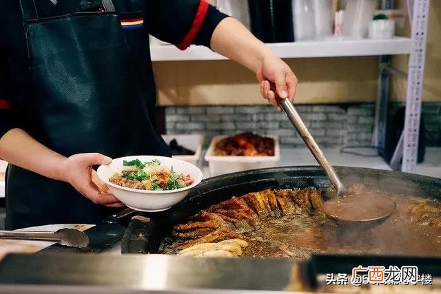 适合广场地摊的小生意 18种最赚钱的地摊生意