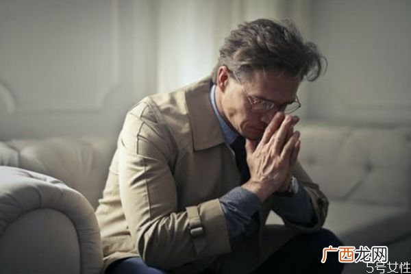 小三最怕原配怎么对付她高情商的给小三发信息