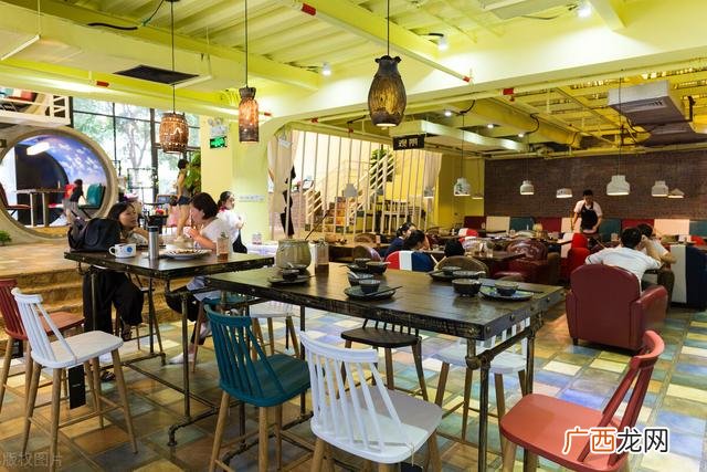 40个小本生意成功案例 干什么餐饮小生意赚钱