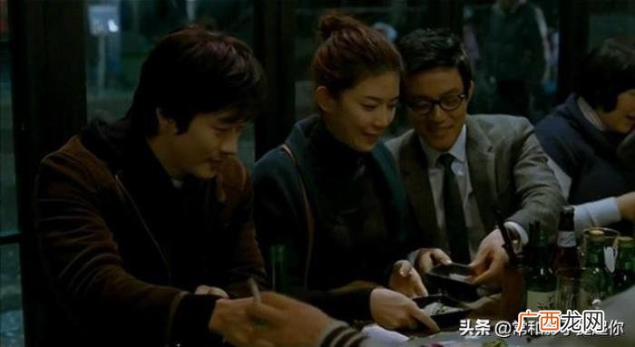 比悲伤更悲伤的故事 比悲伤更悲伤的故事韩版