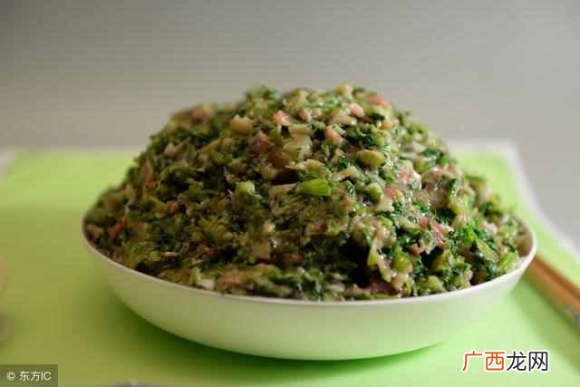 牛肉饺子馅配什么蔬菜？牛肉馅的饺子和什么菜最配？
